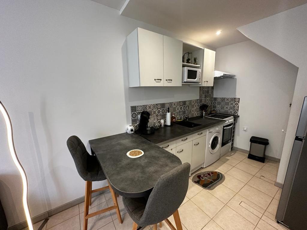 Le Saint Maixent, Maison De Ville, Baby Foot, Wifi Exterior photo