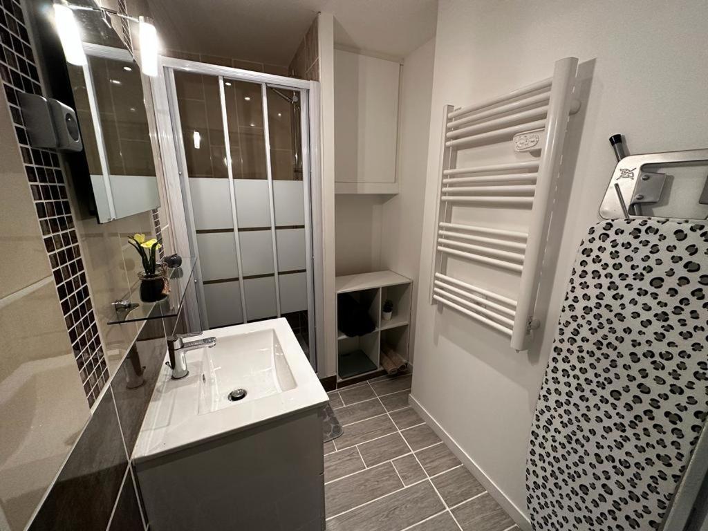 Le Saint Maixent, Maison De Ville, Baby Foot, Wifi Exterior photo